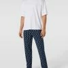 Am billigsten ✨ Mey Pyjama-Hose Mit Allover-Muster Modell 'BARBER' - Marineblau ? -Schiesser -Shop 6p842ji89p444ipk6tb36l2k8t4kqi9oa13jeiqd698k6gi29l4jalai699jaji66csl6jq1adb38i1p70o3cd3474rj0p36c4q62o9k6ksj2e1p6cpj6dj66pi32p1l70r64do